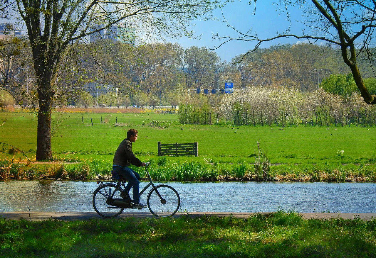 Outdoor Activities in Durham, NC: Explore the Best Nature Has to Offer 4 cyclist 5164608 1280